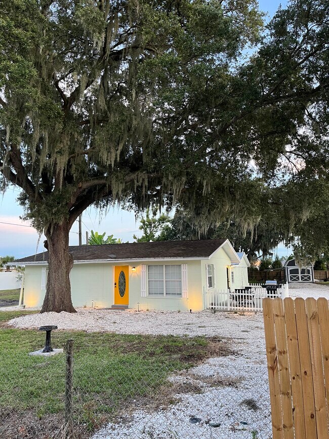 Primary Photo - 2405 Pope Rd