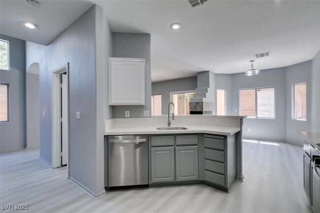 Building Photo - 803 Binbrook Dr