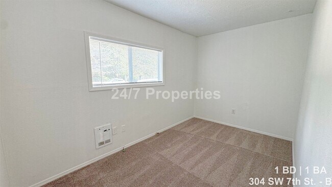 Building Photo - 2024-304MF