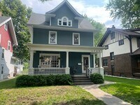 Building Photo - Beautiful, Charming and Well Maintained Four Bedroom Single Family Home in Macalester/Groveland N...