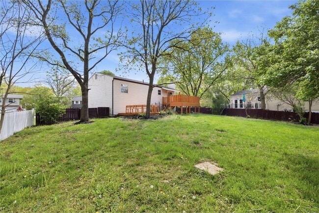 Building Photo - 5175 Threshing Ct