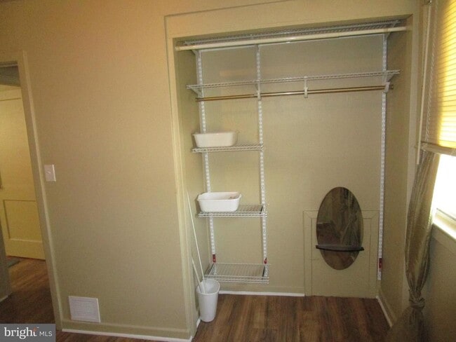 Building Photo - 2816 Keating St