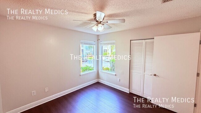 Building Photo - 712 Secret Harbor Ln