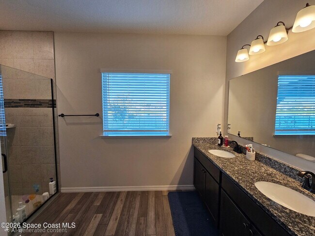 Building Photo - 4793 Shannock Ave