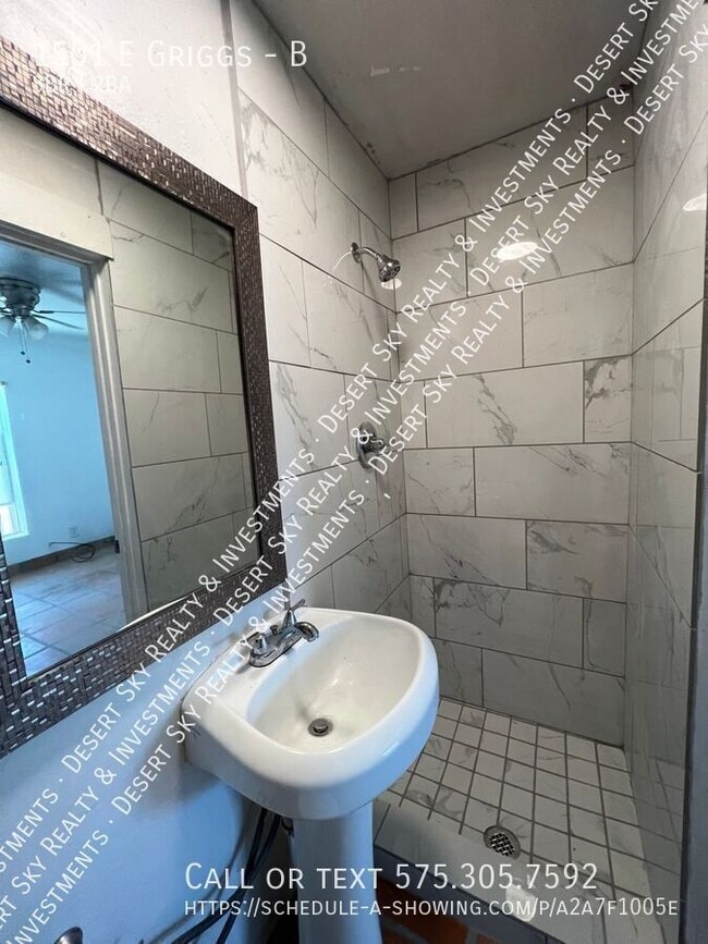 Building Photo - 1501 E Griggs-B