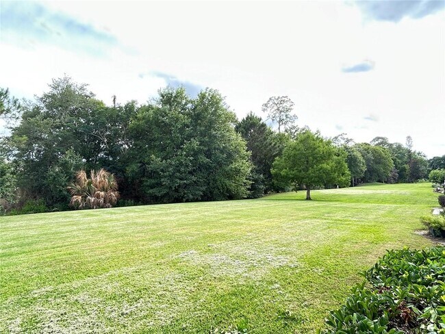 Building Photo - 1026 Medinah Dr
