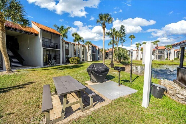 Building Photo - 3269 S Beneva Rd