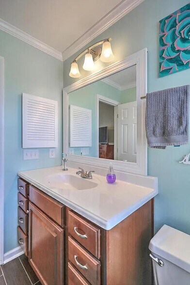 Building Photo - 270 Muirfield Pky