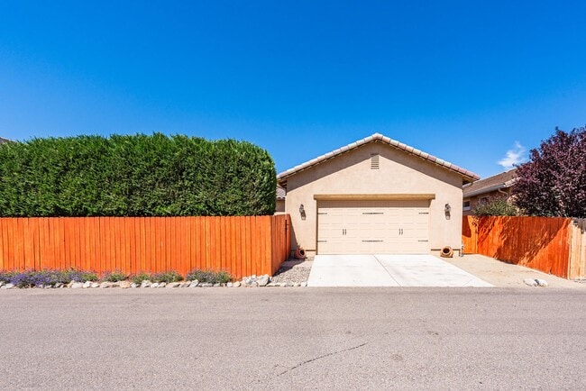 Building Photo - Upgraded 3 bed 2 ba 1862 sq. ft. w/ 2 car ...