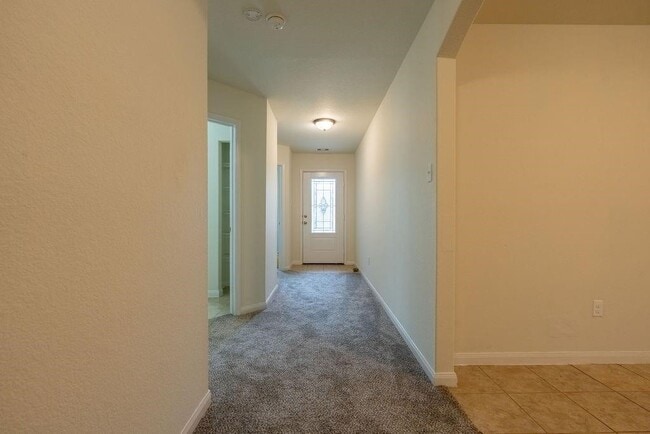 Building Photo - 22538 Cloverland Field Dr