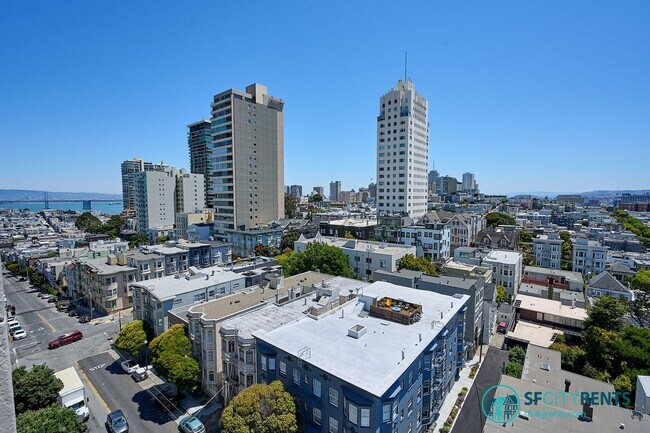 Building Photo - Russian Hill: Remodeled 9th Floor Apartmen...