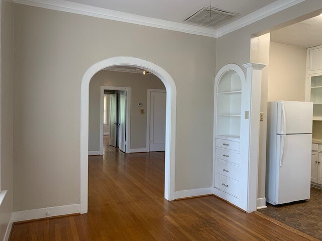 Building Photo - 1654 Marshall St