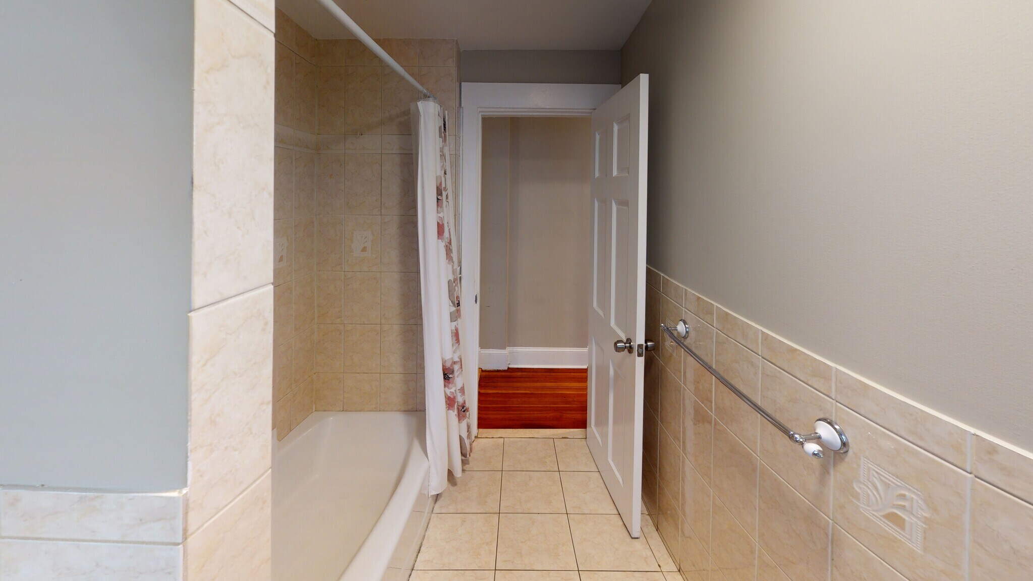 Building Photo - 1011 Washington St