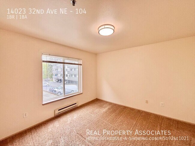 Building Photo - 14023 32nd Ave NE