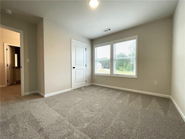 Building Photo - 414 Fox Crk Dr