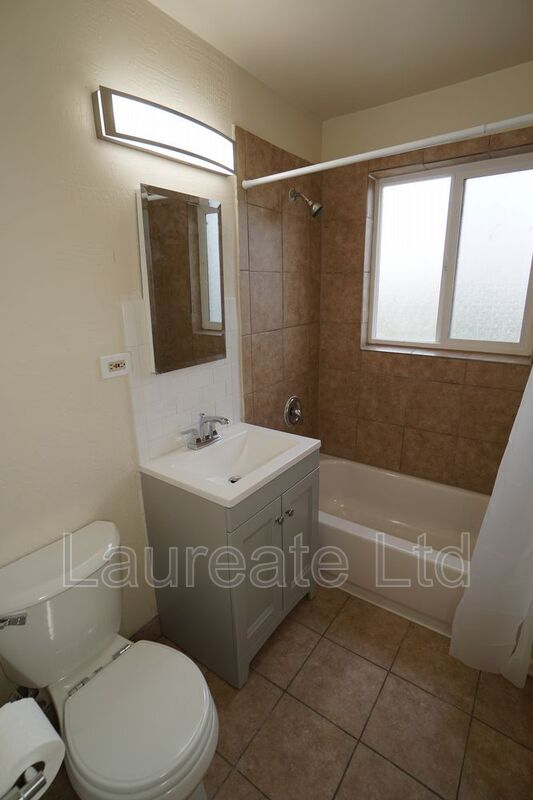 Building Photo - 2534 Niagara St