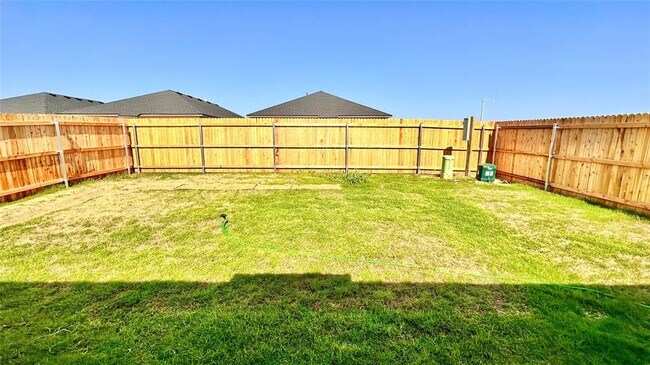 Building Photo - 20404 Deer Creek Dr