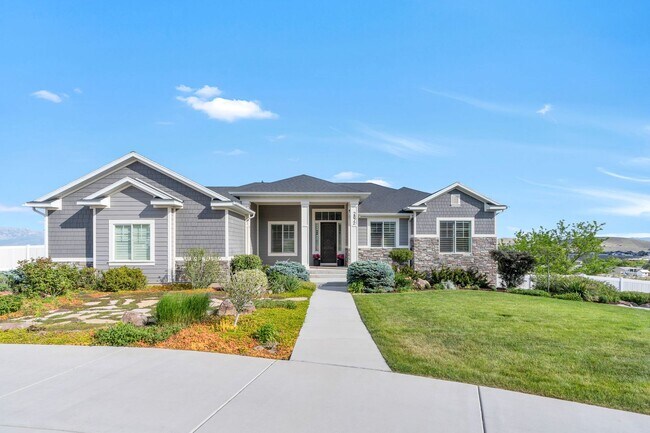 Building Photo - 2872 N Sorrel Dr