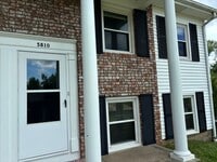 Building Photo - Fairview 5806-5810