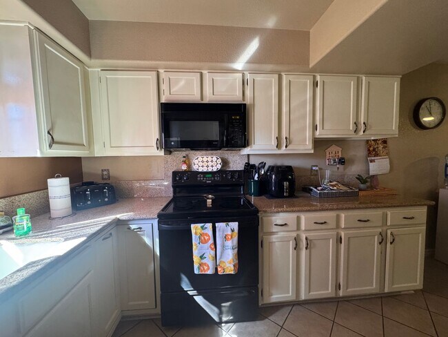 Building Photo - *2BR 2BA Furnished Condominium Riverfront with Dock, Private Beach