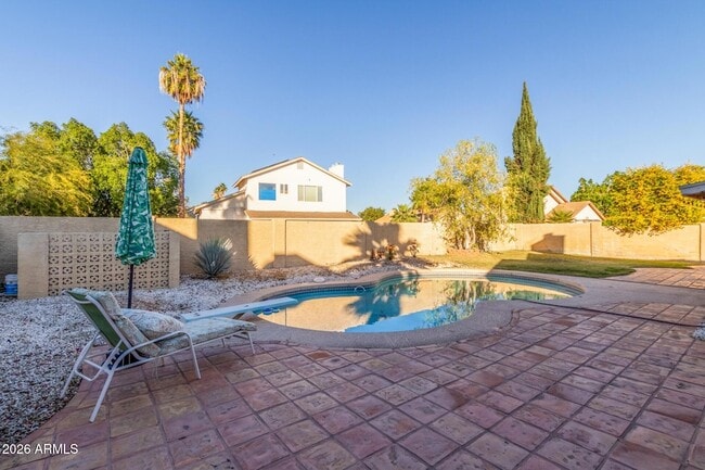 Building Photo - 5210 E Elmwood Cir