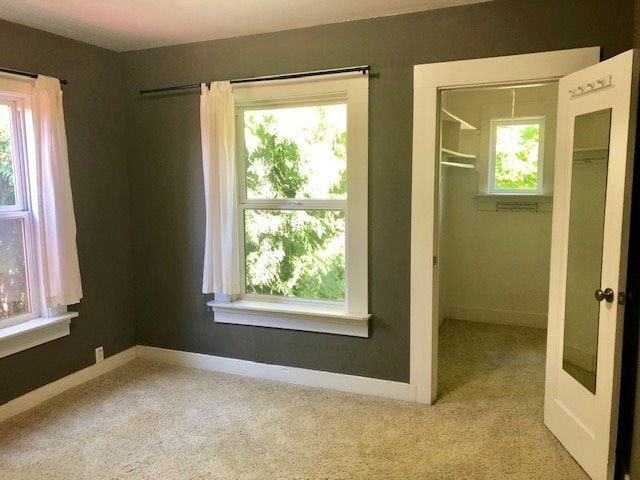 Building Photo - Madrona Charmer!