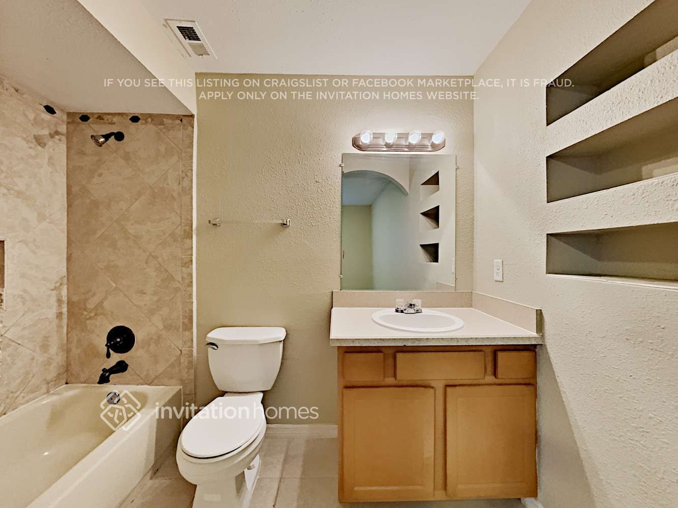 Building Photo - 979 N Jerico Dr