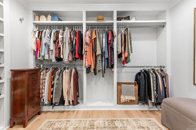 Building Photo - 1628 Pine Valley Rd