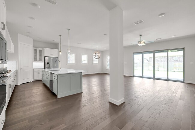 Building Photo - 32336 Noble Crk Dr