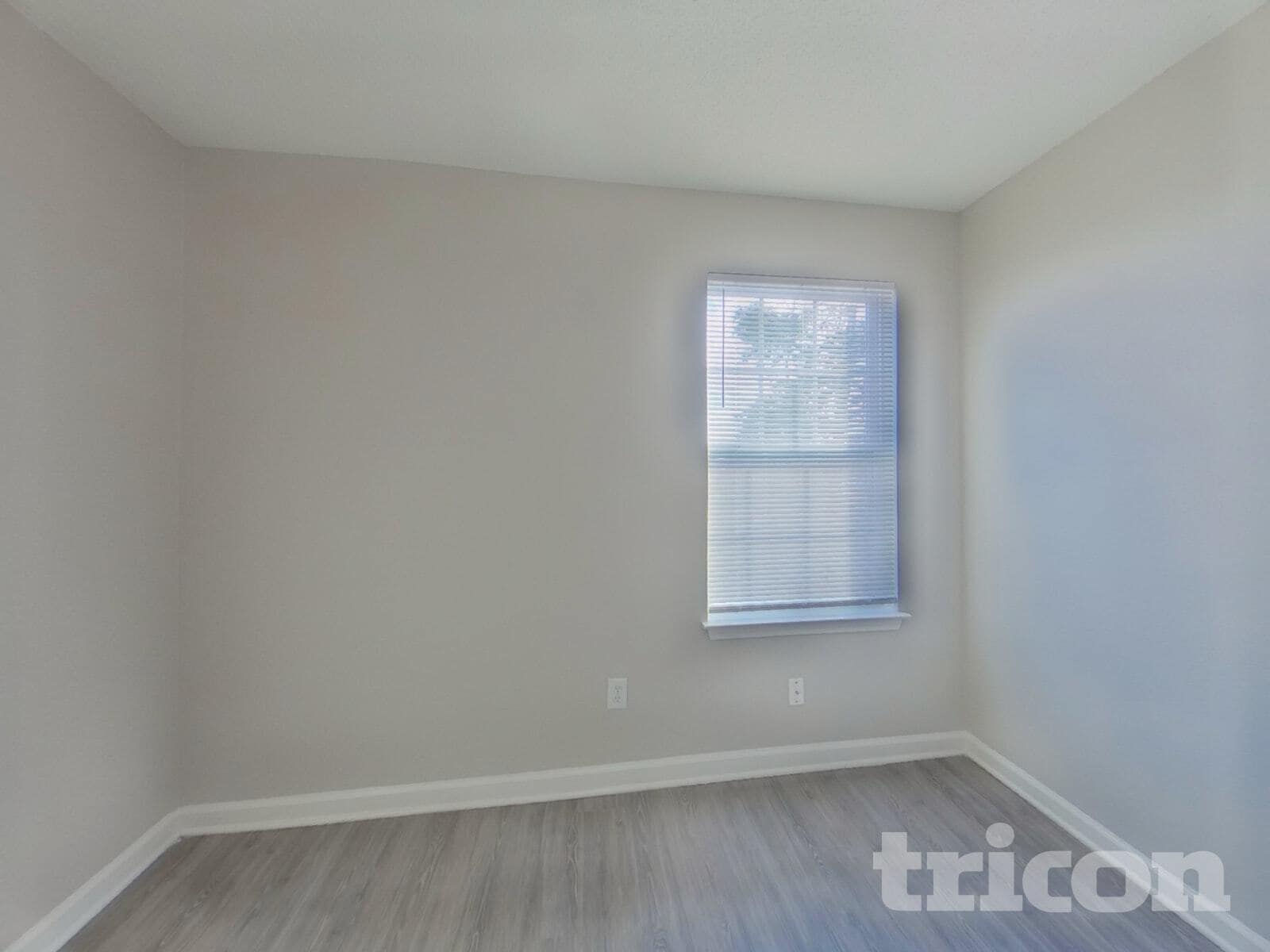 Building Photo - 255 Legend Oaks Dr