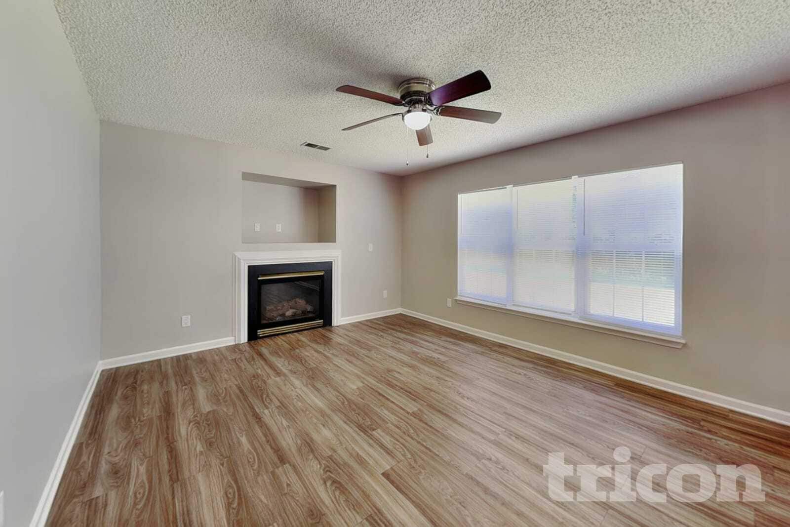 Building Photo - 4009 Far West Dr