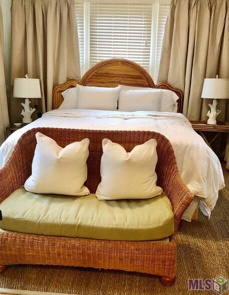 Building Photo - 1601 Letitia St