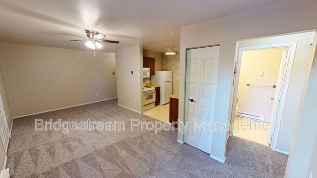 Primary Photo - 7127 N Springboro Pike