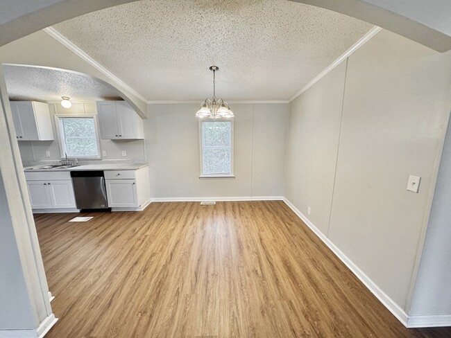 Building Photo - 4472 Cedar Ridge Ln