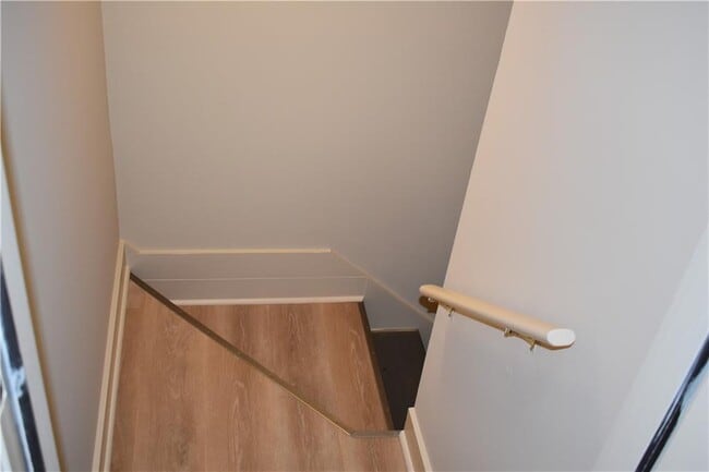 Building Photo - 132 Venture Path