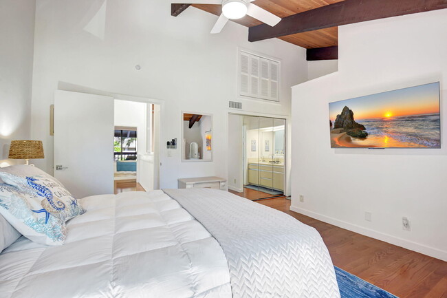 Building Photo - 3543 S Ocean Blvd