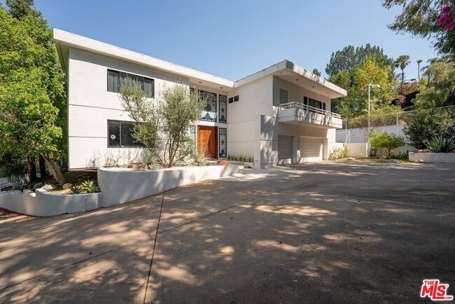 Building Photo - 15656 Crownridge Pl