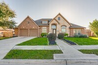 Building Photo - 1720 Oak Sprawl