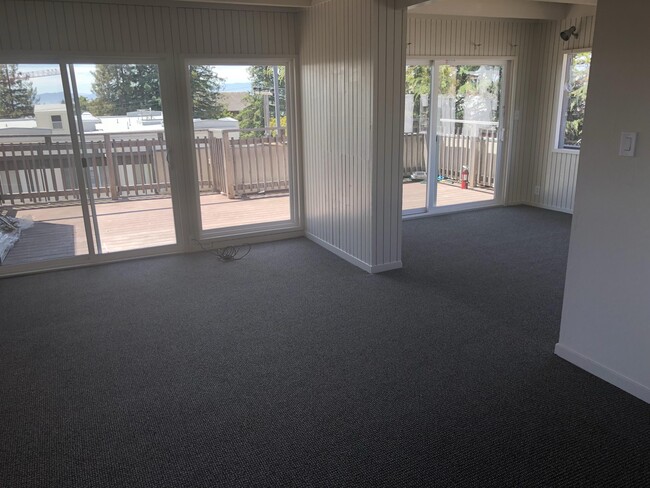 Building Photo - 2525 Benvenue Ave
