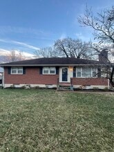 Building Photo - 1424 Longview Ave