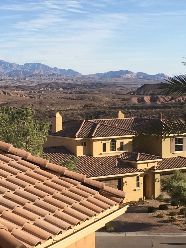 Building Photo - 15 Via Mantova