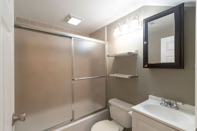 Building Photo - Cozy Basement Apartment in Orem