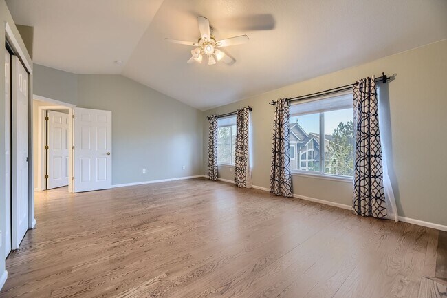 Building Photo - Luxury Living Awaits in this Grant Ranch H...