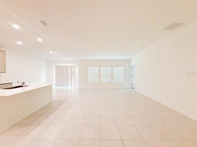 Building Photo - 1487 Brentwood Dr
