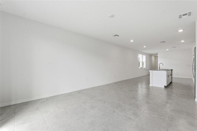 Building Photo - 3912 Giorgio Dr