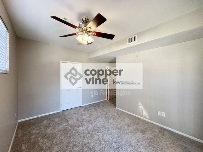 Building Photo - 2855 Blue Sky Cir