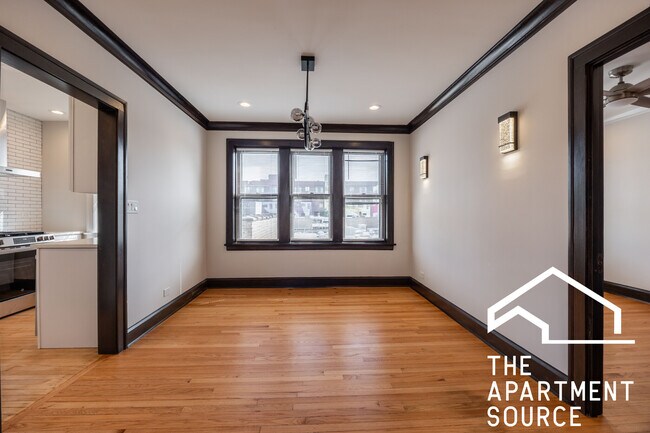 Building Photo - 6409 N Talman Ave