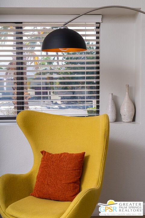 Building Photo - 2342 N San Gorgonio Rd