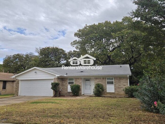 Building Photo - MOVE IN READY - HURST TX - 3BEDS 2BATHS