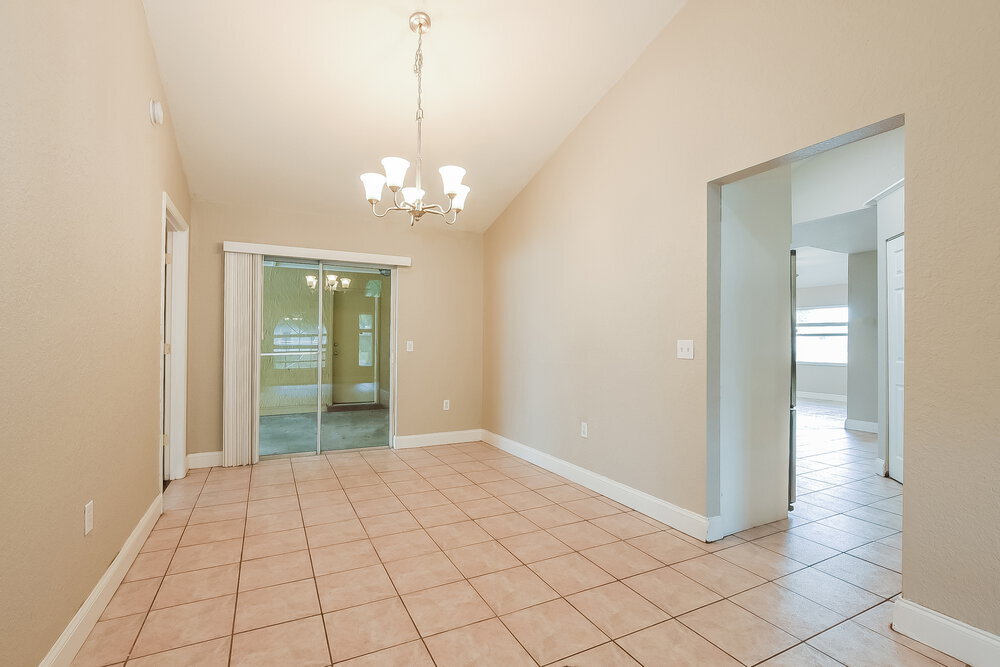Building Photo - 264 Daisy Estates Dr